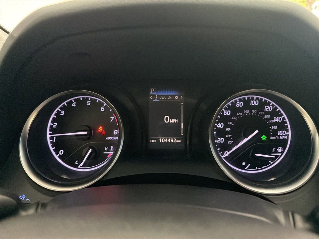 Used 2018 Toyota Camry LE image 29