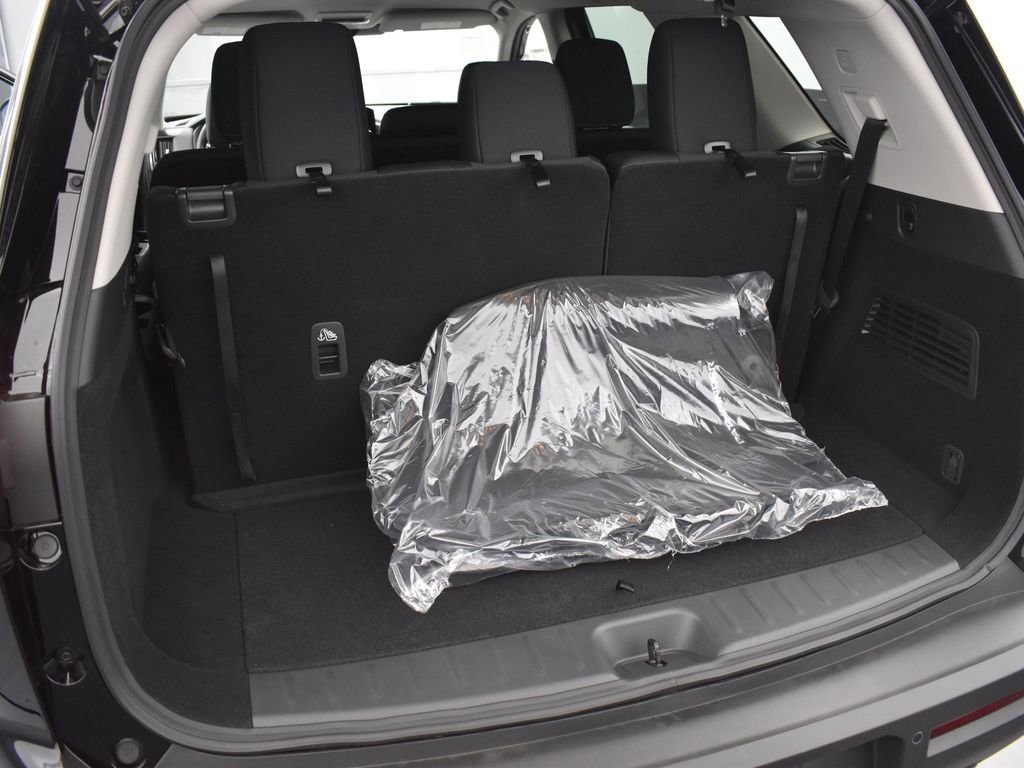 New 2025 Nissan Pathfinder S image 33