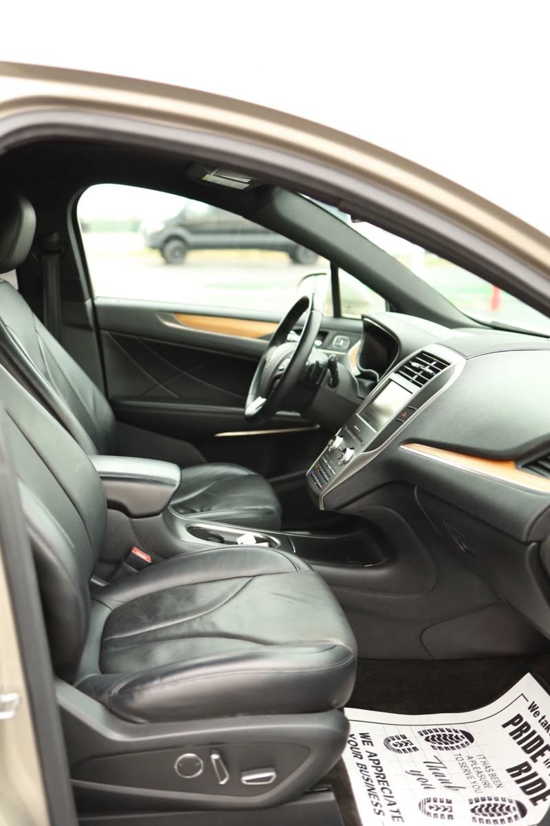 Used 2015 Lincoln MKC AWD w/ Equipment Group 102A Reserve image 44