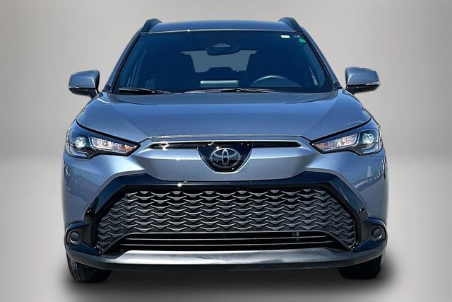 Used 2024 Toyota Corolla Cross SE image 3