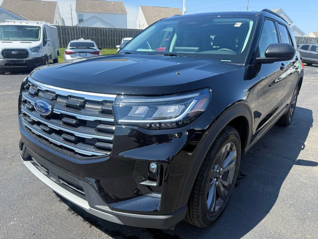 New 2026 Ford Explorer Active w/ Active Comfort Package AWD/4WD image 7