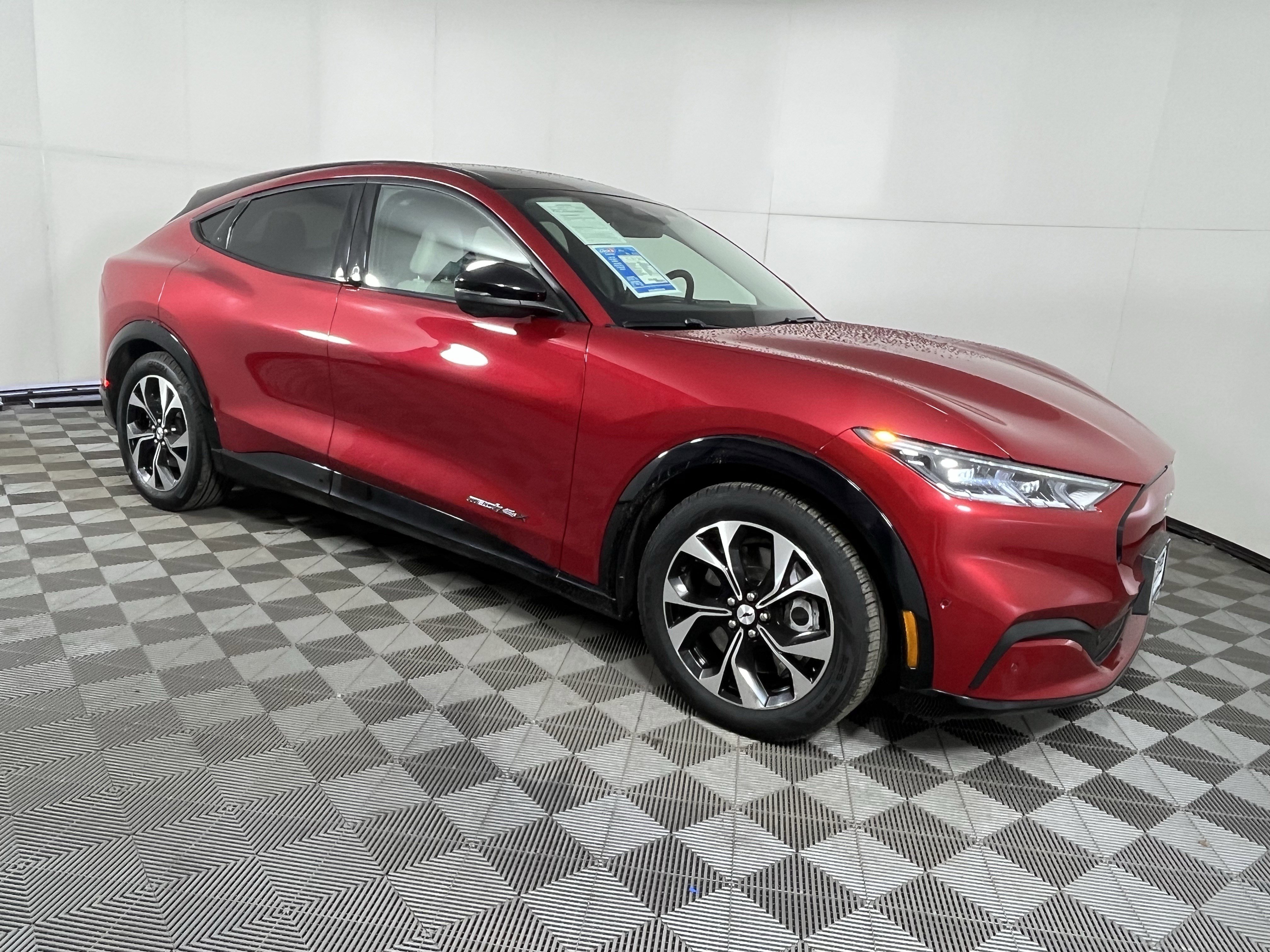 Used 2021 Ford Mustang Mach-E Premium image 7