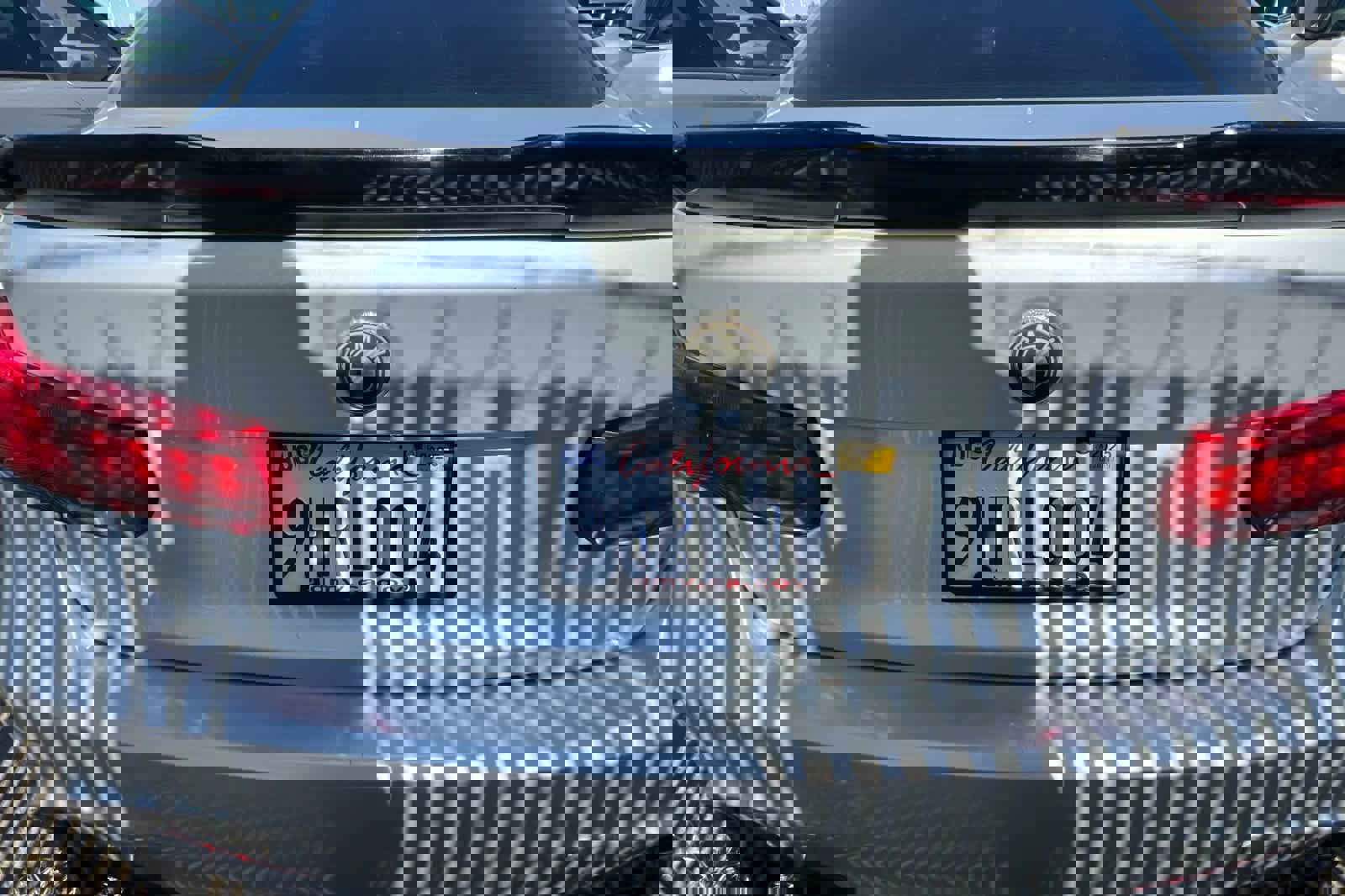 Used 2017 BMW 330i Sedan image 19