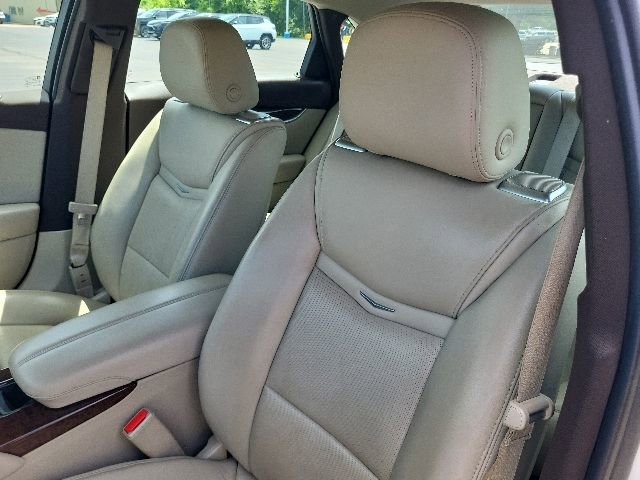 Used 2016 Cadillac XTS Premium FWD image 32