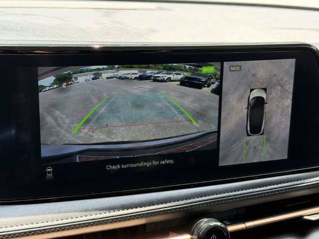 Used 2024 Nissan Ariya AWD image 3