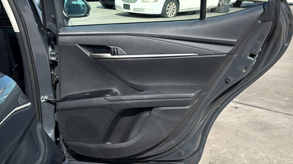 Used 2025 Toyota Camry LE FWD image 29