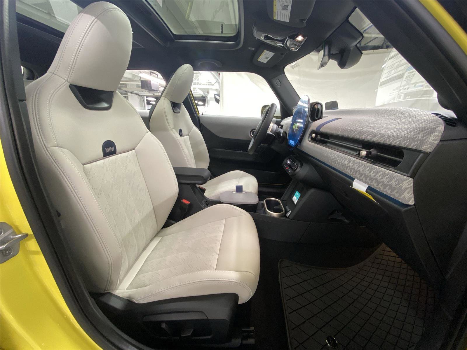 New 2026 MINI Cooper S image 30