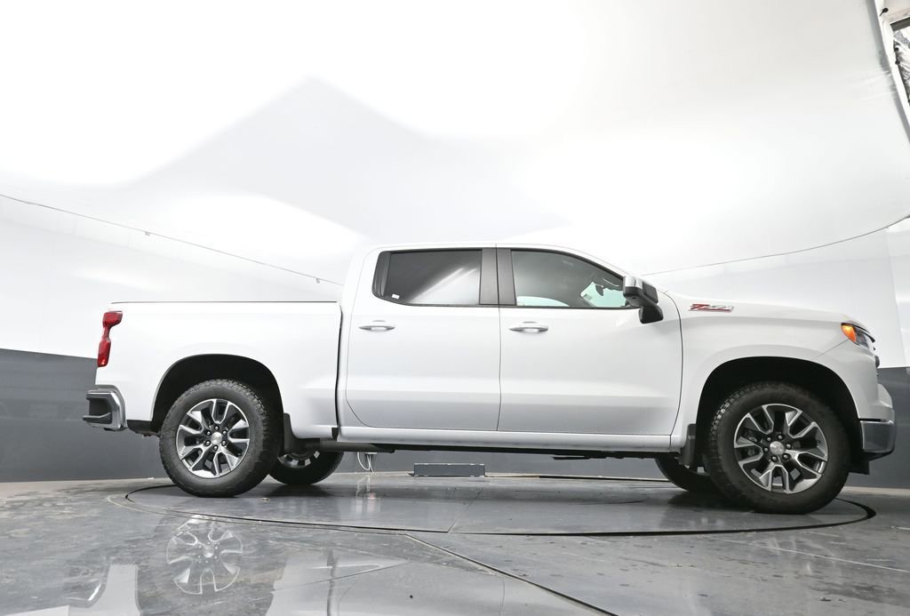 New 2025 Chevrolet Silverado 1500 LT image 46