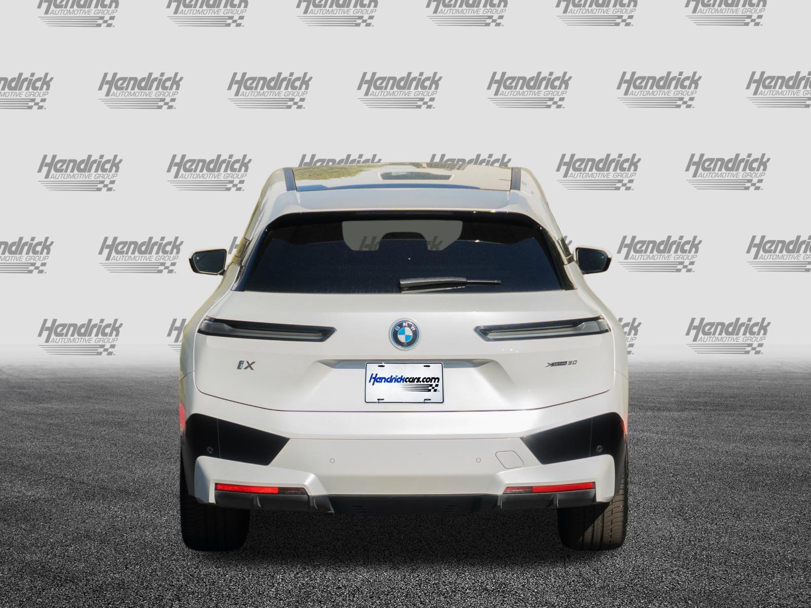Certified 2024 BMW iX xDrive50 w/ Premium Package AWD/4WD image 7