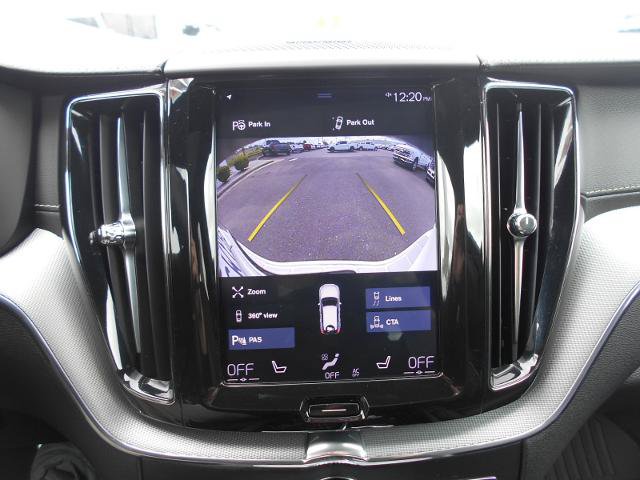 Used 2020 Volvo XC60 T6 R-Design w/ Protection Package Premier AWD/4WD image 13
