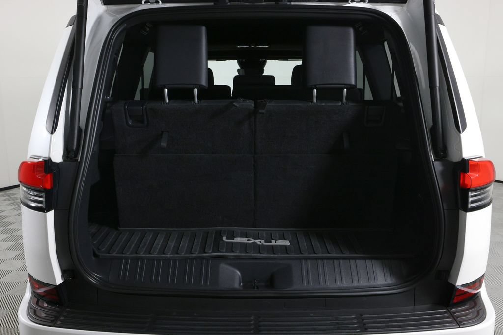 Used 2024 Lexus GX 550 w/ Cold Area Package AWD/4WD image 13