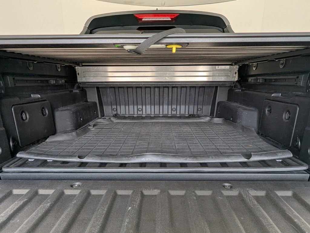 Used 2022 Hyundai Santa Cruz SEL Premium image 24