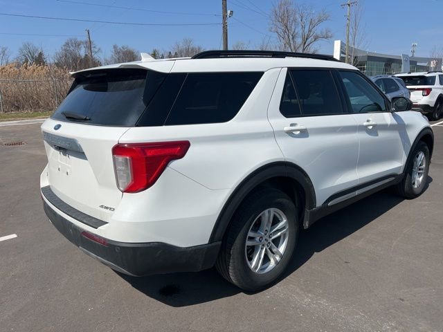 Used 2023 Ford Explorer XLT w/ Equipment Group 202A image 5