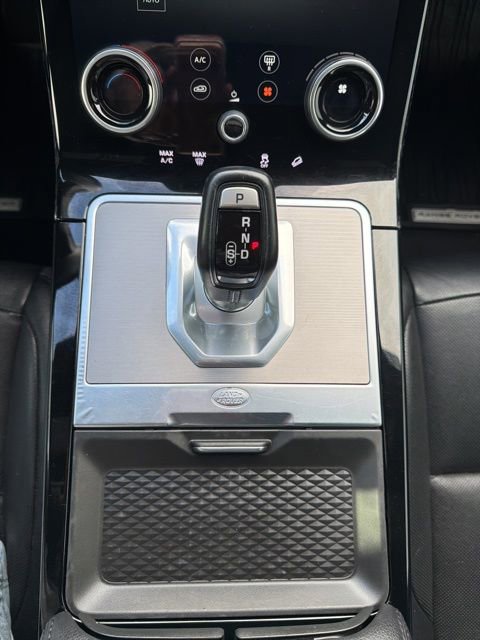 Used 2020 Land Rover Range Rover Evoque SE image 13