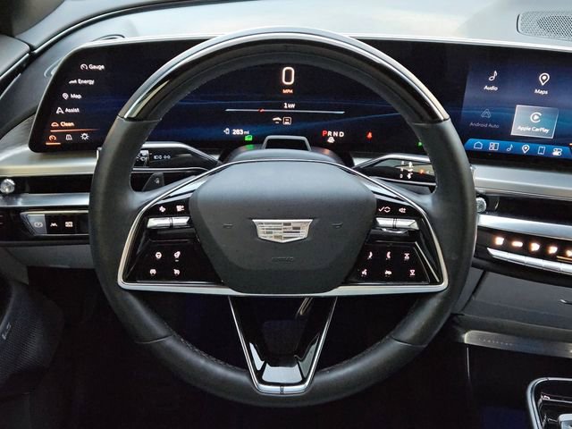 Certified 2024 Cadillac Lyriq Luxury image 12