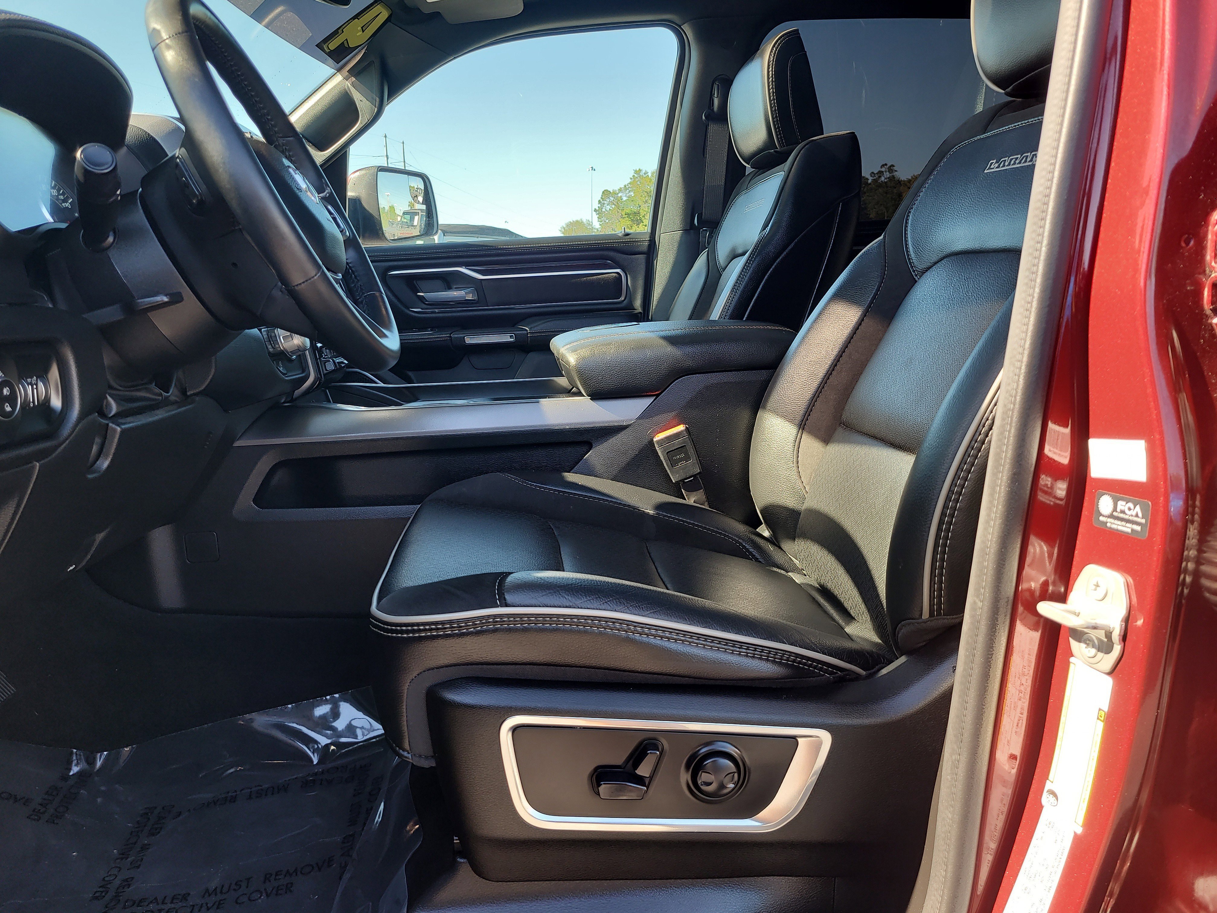 Used 2024 RAM 1500 Laramie image 18