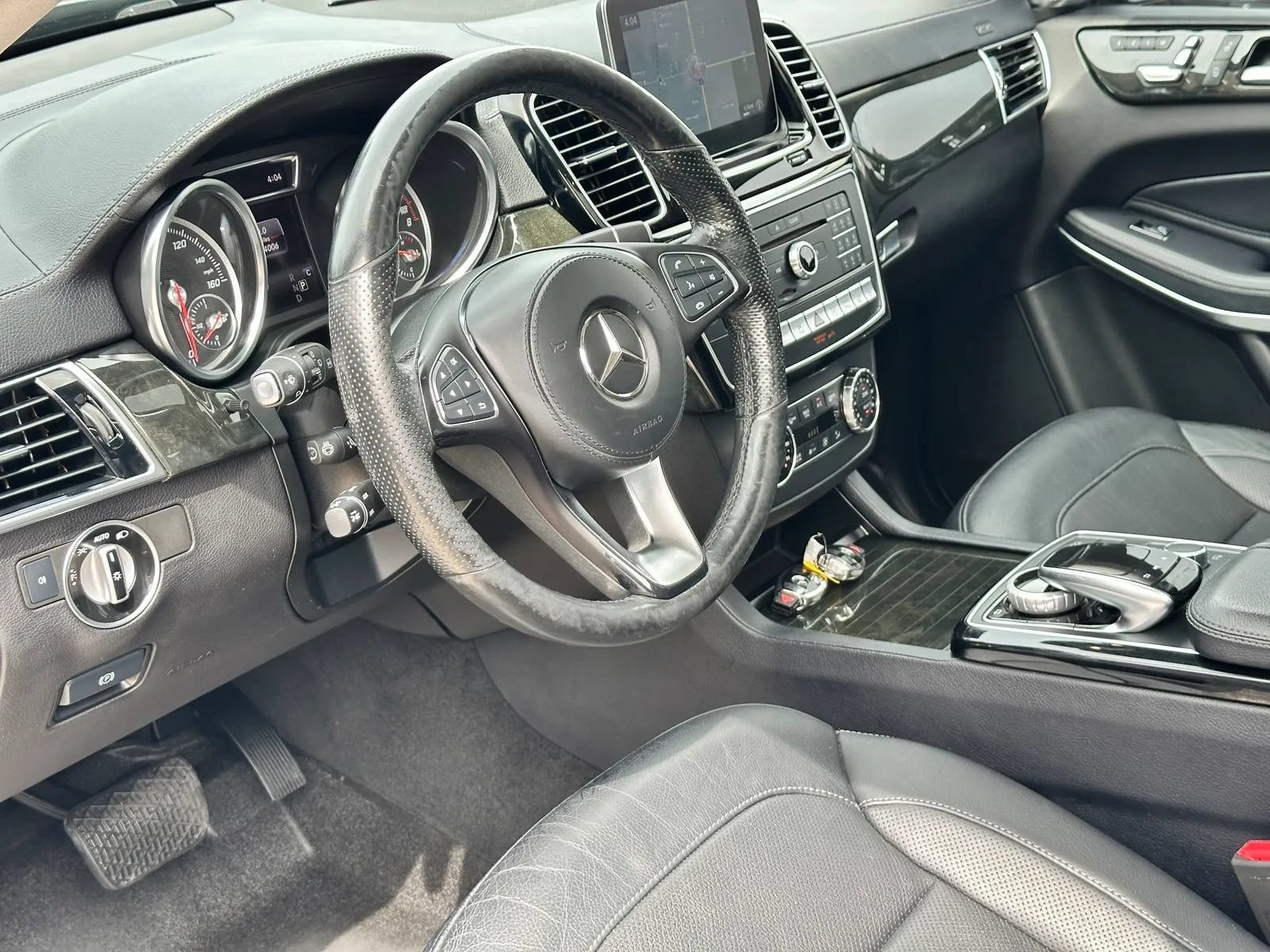 Used 2018 Mercedes-Benz GLS 550 4MATIC w/ Driver Assistance Package image 10