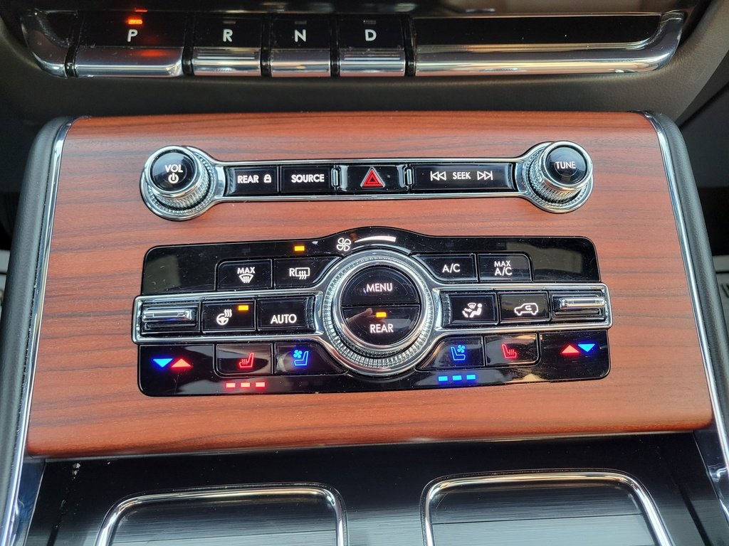 Certified 2024 Lincoln Aviator Reserve w/ Elements Package Plus image 8