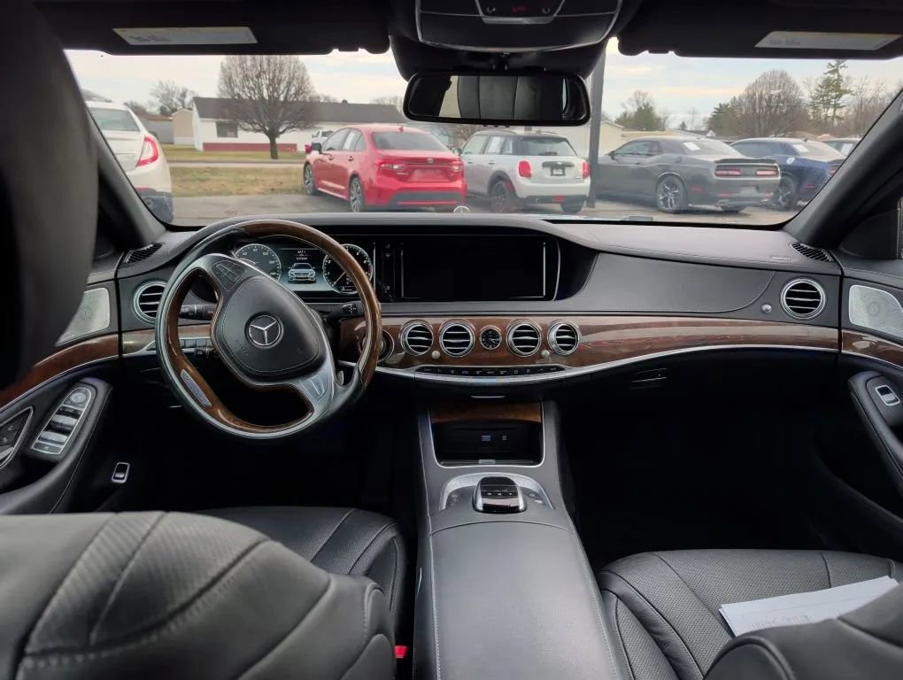 Used 2016 Mercedes-Benz S 550 4MATIC Sedan image 26