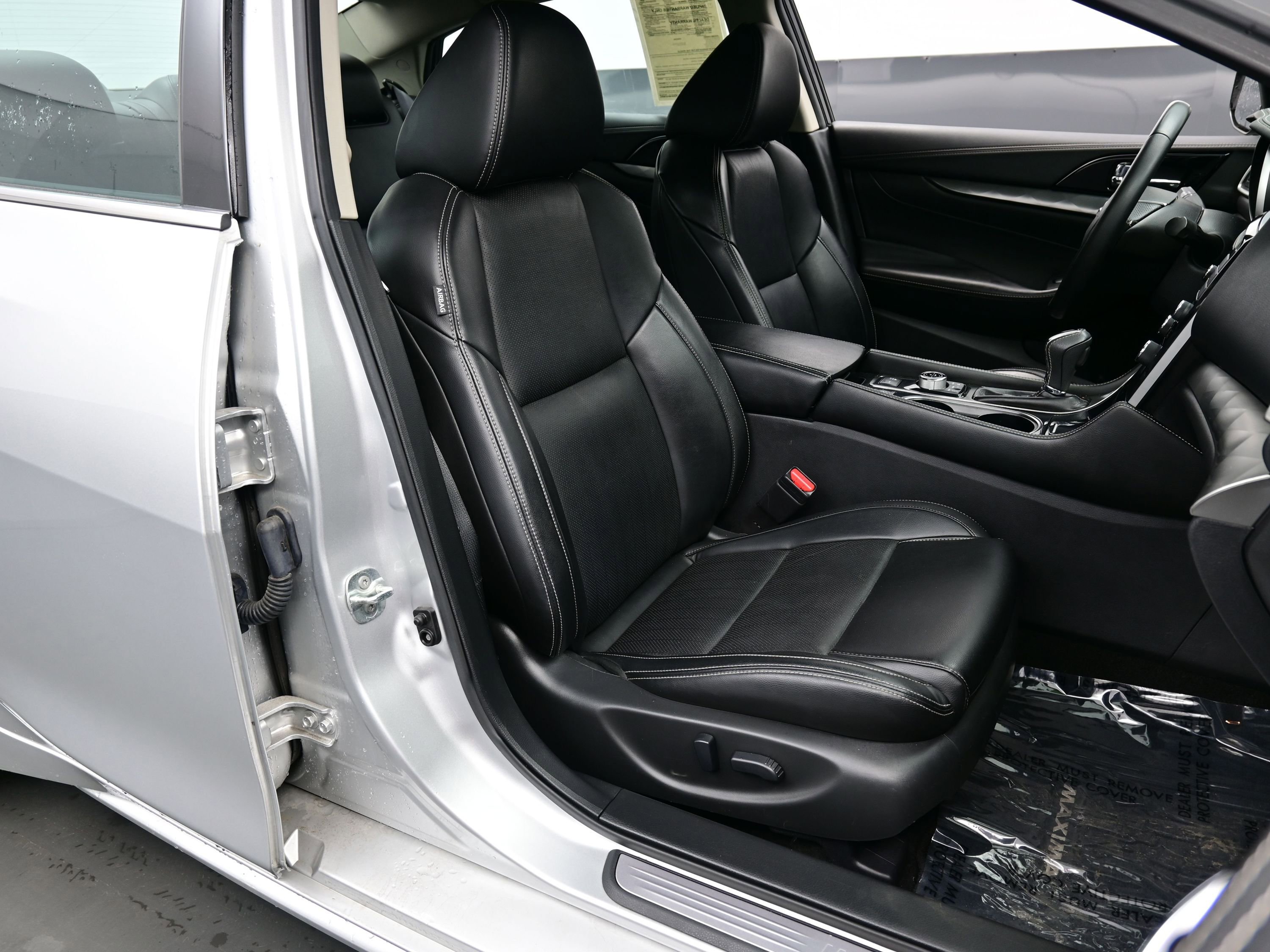 Used 2022 Nissan Maxima SV w/ Floor Mat Group image 14