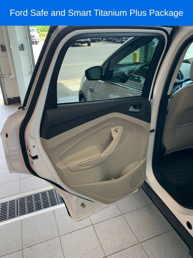 Used 2019 Ford Escape Titanium AWD/4WD image 7