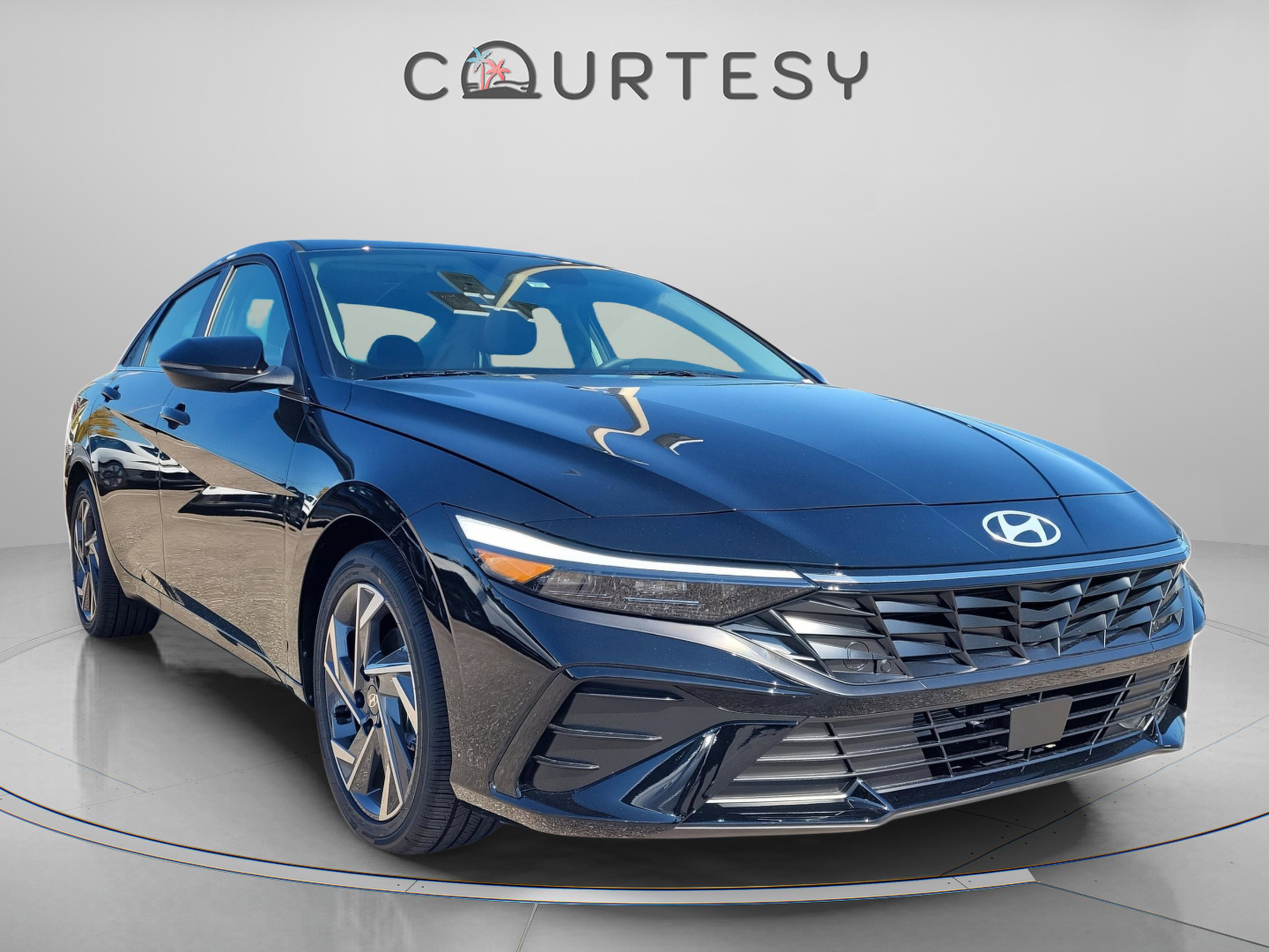 New 2026 Hyundai Elantra Limited image 5