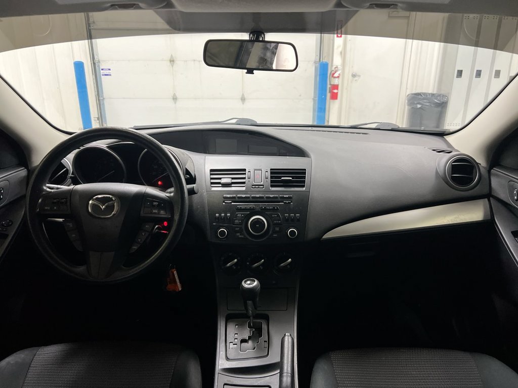 Used 2013 MAZDA MAZDA3 i Sport FWD image 10