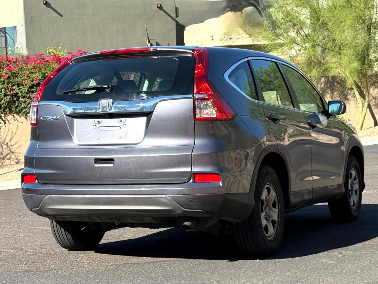 Used 2016 Honda CR-V LX image 5
