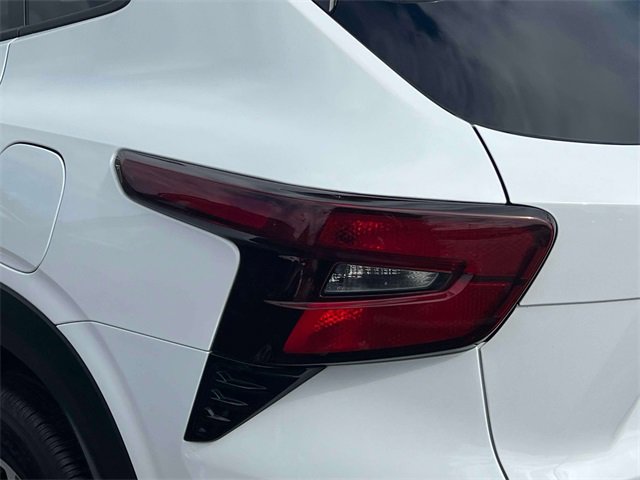 Used 2024 Chevrolet Trax LT w/ Driver Confidence Package image 7