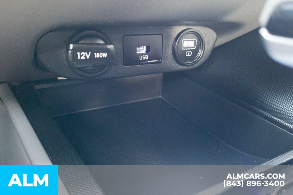 Used 2023 Hyundai Elantra SEL FWD image 26
