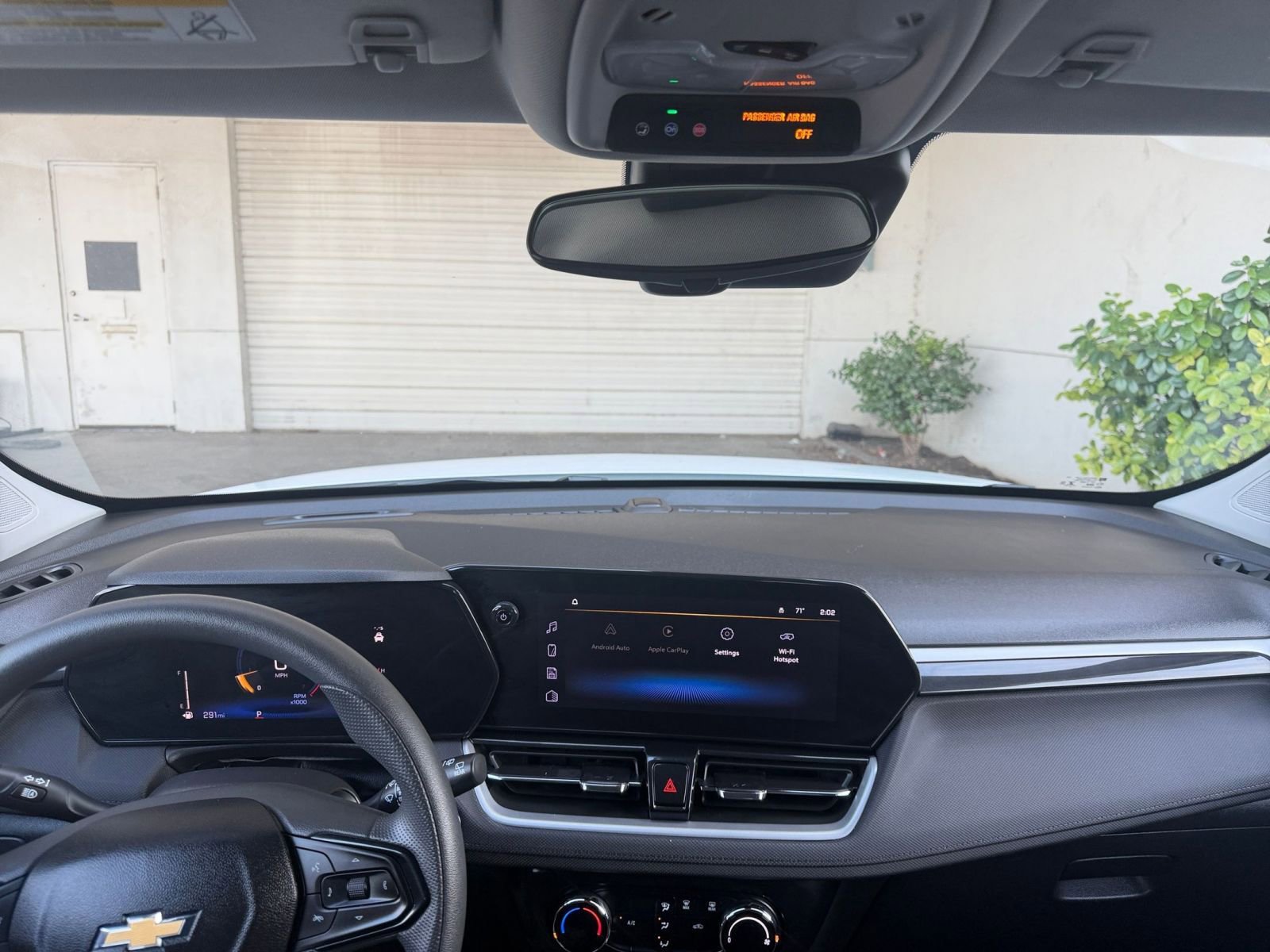 Used 2025 Chevrolet TrailBlazer LT image 34