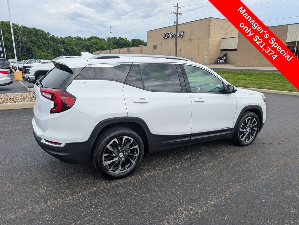 Used 2022 GMC Terrain SLT FWD image 9
