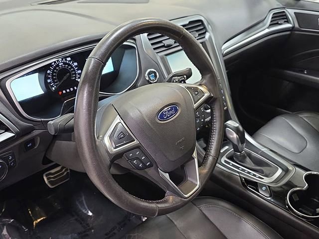 Used 2016 Ford Fusion Titanium FWD image 14