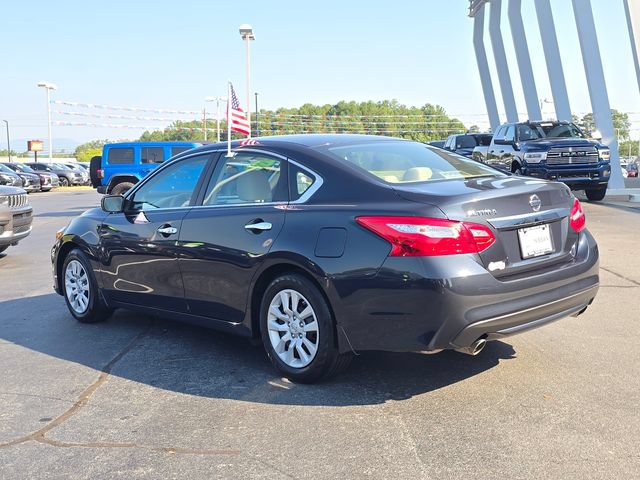 Used 2016 Nissan Altima 2.5 S w/ Power Driver Seat Package FWD image 5