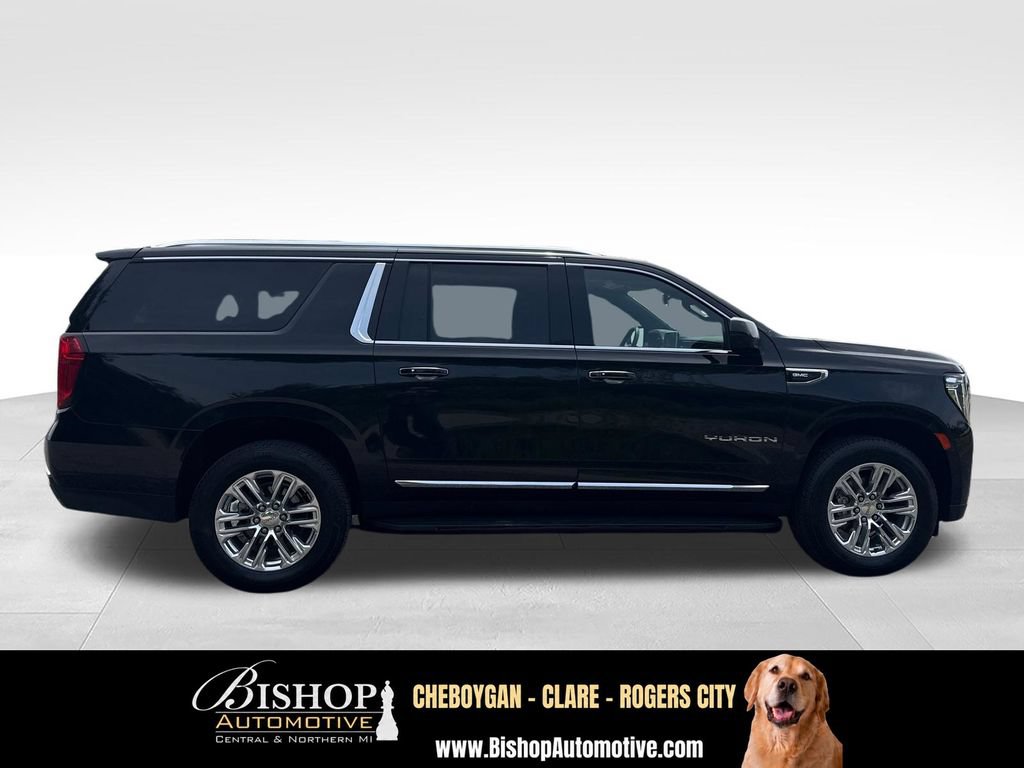 Used 2024 GMC Yukon XL SLT AWD/4WD image 14
