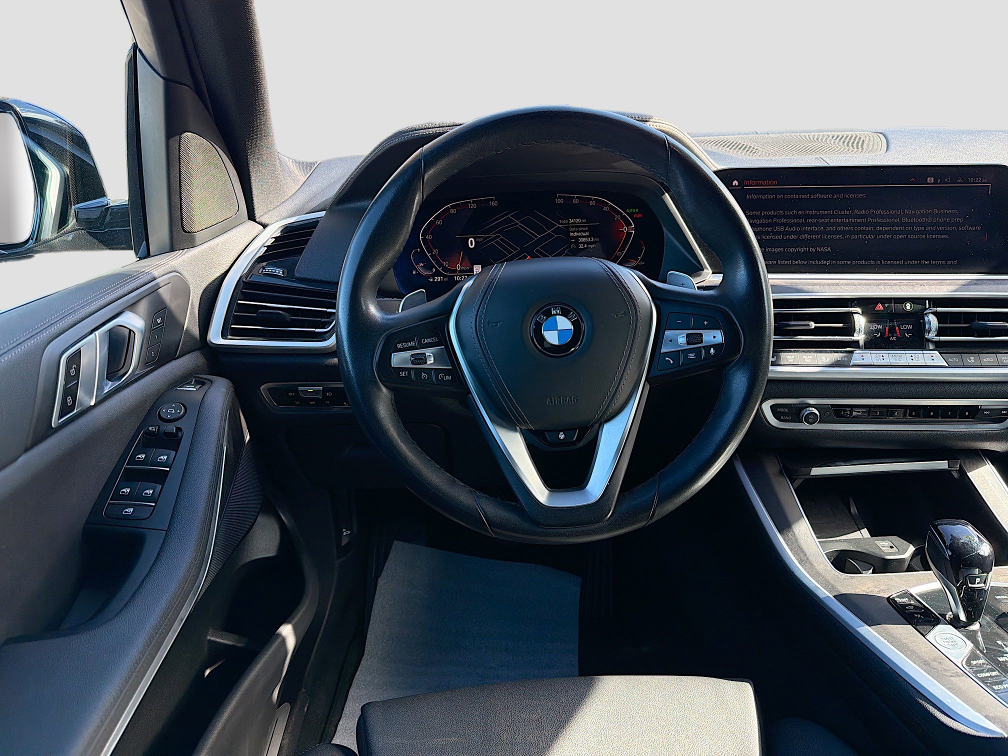 Used 2022 BMW X5 xDrive40i w/ Climate Comfort Package image 16