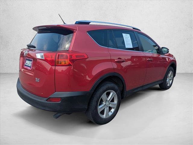 Used 2014 Toyota RAV4 XLE AWD/4WD image 5