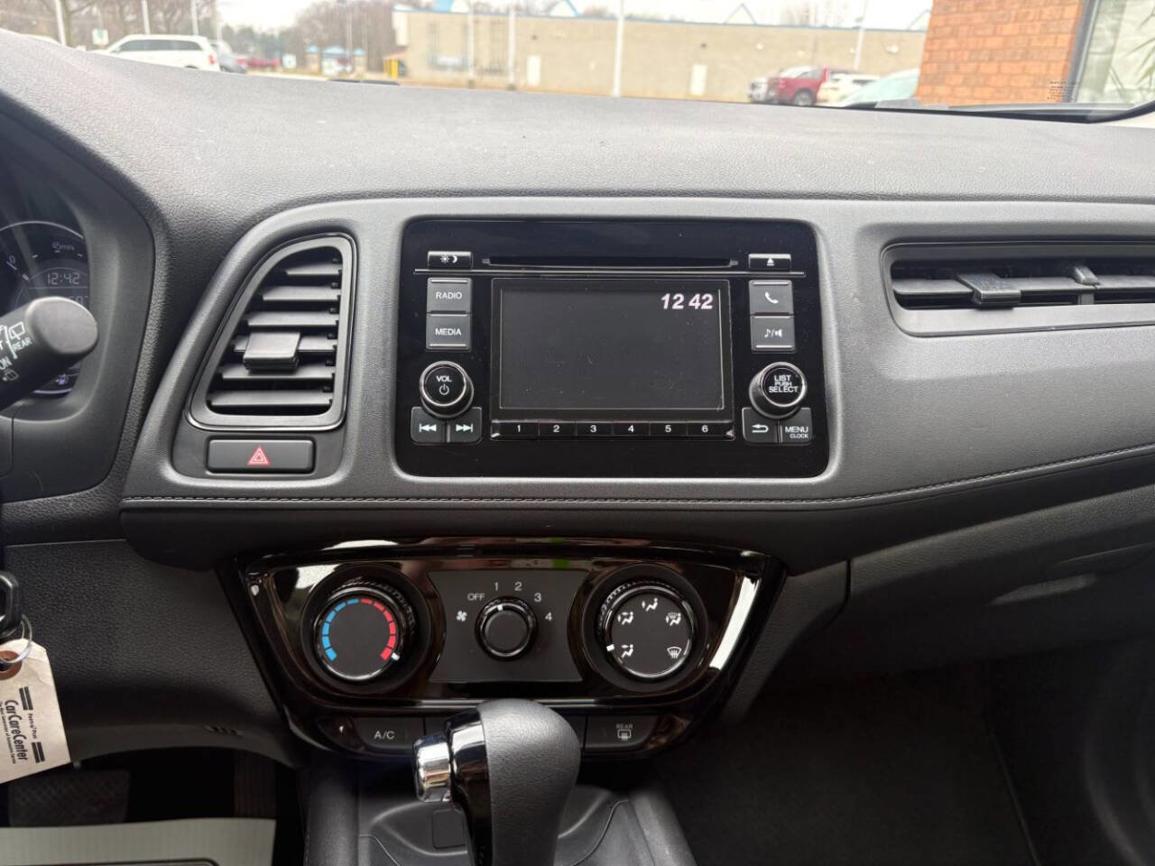 Used 2020 Honda HR-V LX image 10