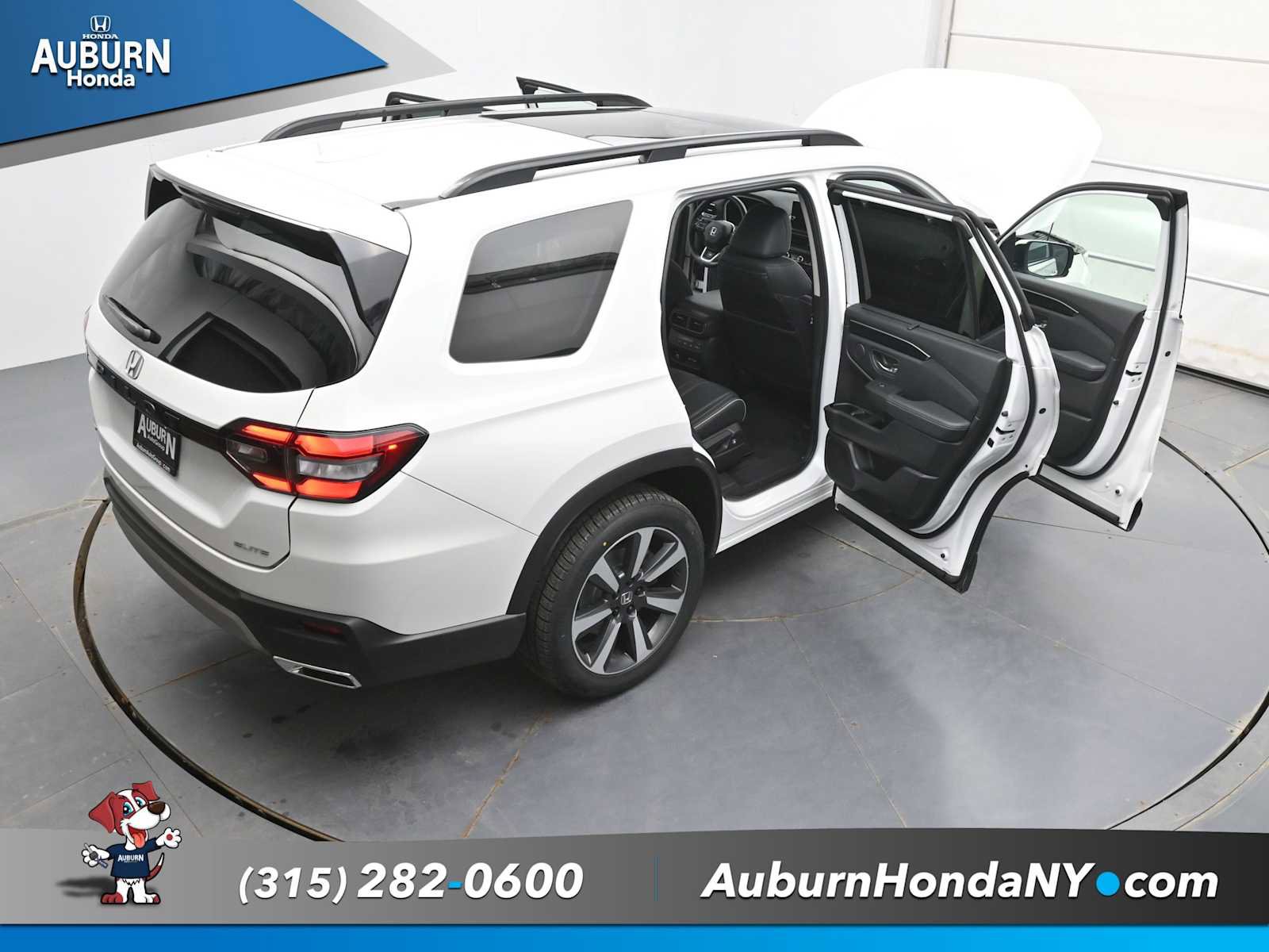 Used 2023 Honda Pilot Elite image 37