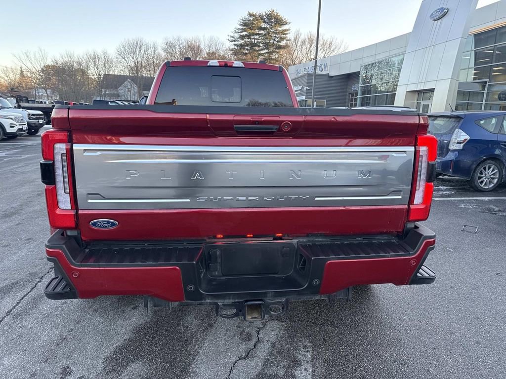 Used 2024 Ford F350 Platinum w/ FX4 Off-Road Package image 4