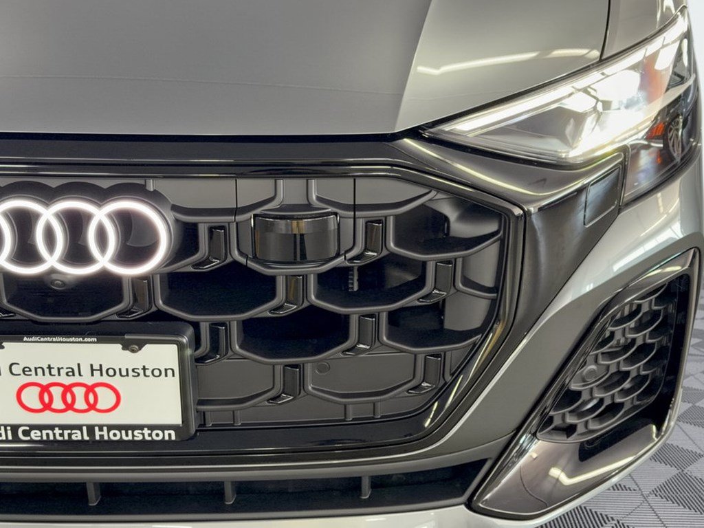 New 2027 Audi Q8 Premium Plus AWD/4WD image 12