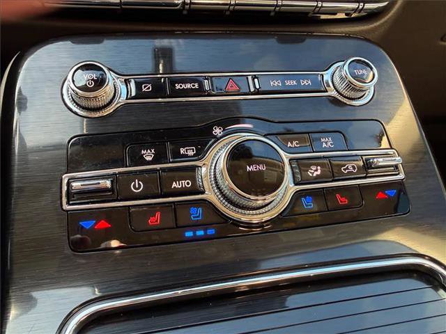 Used 2021 Lincoln Nautilus Reserve w/ Equipment Group 201A image 9