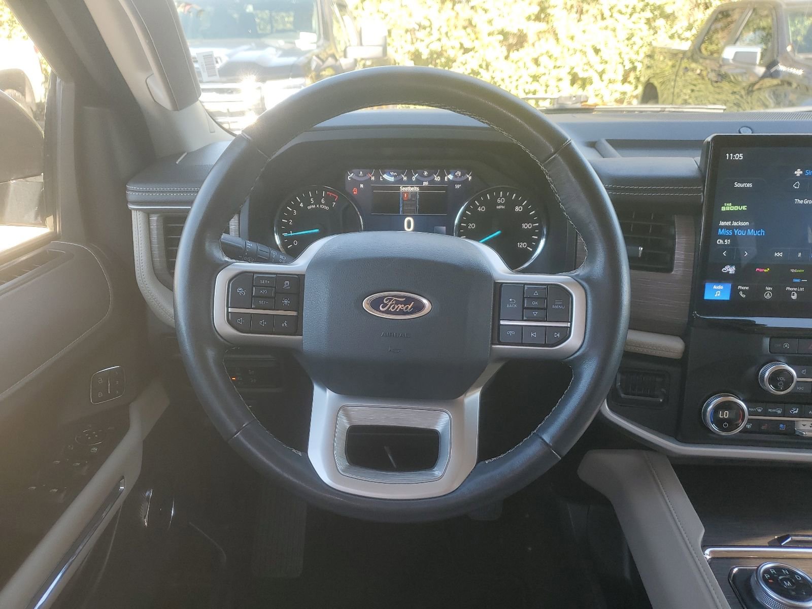 Used 2024 Ford Expedition Max Limited image 12