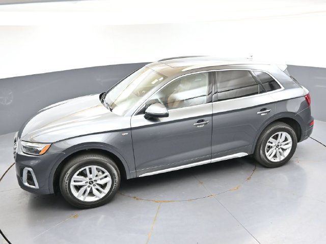 Used 2024 Audi Q5 2.0T Premium w/ Convenience Package AWD/4WD image 38