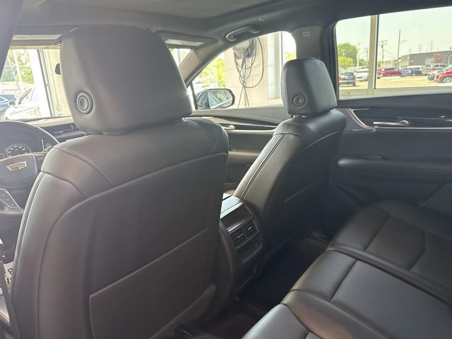 Certified 2024 Cadillac XT5 Premium Luxury w/ LPO, Floor Liner Package FWD image 32