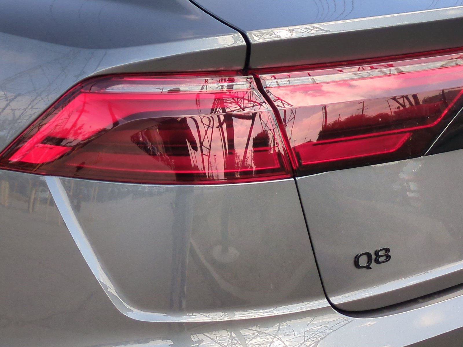 New 2027 Audi Q8 Premium Plus AWD/4WD image 15