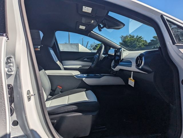 New 2026 Chevrolet Equinox EV LT image 17