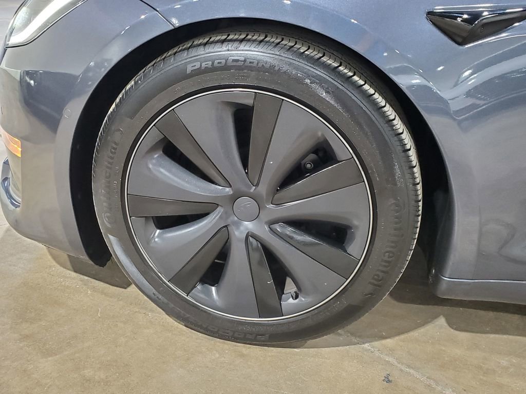Used 2022 Tesla Model S image 46