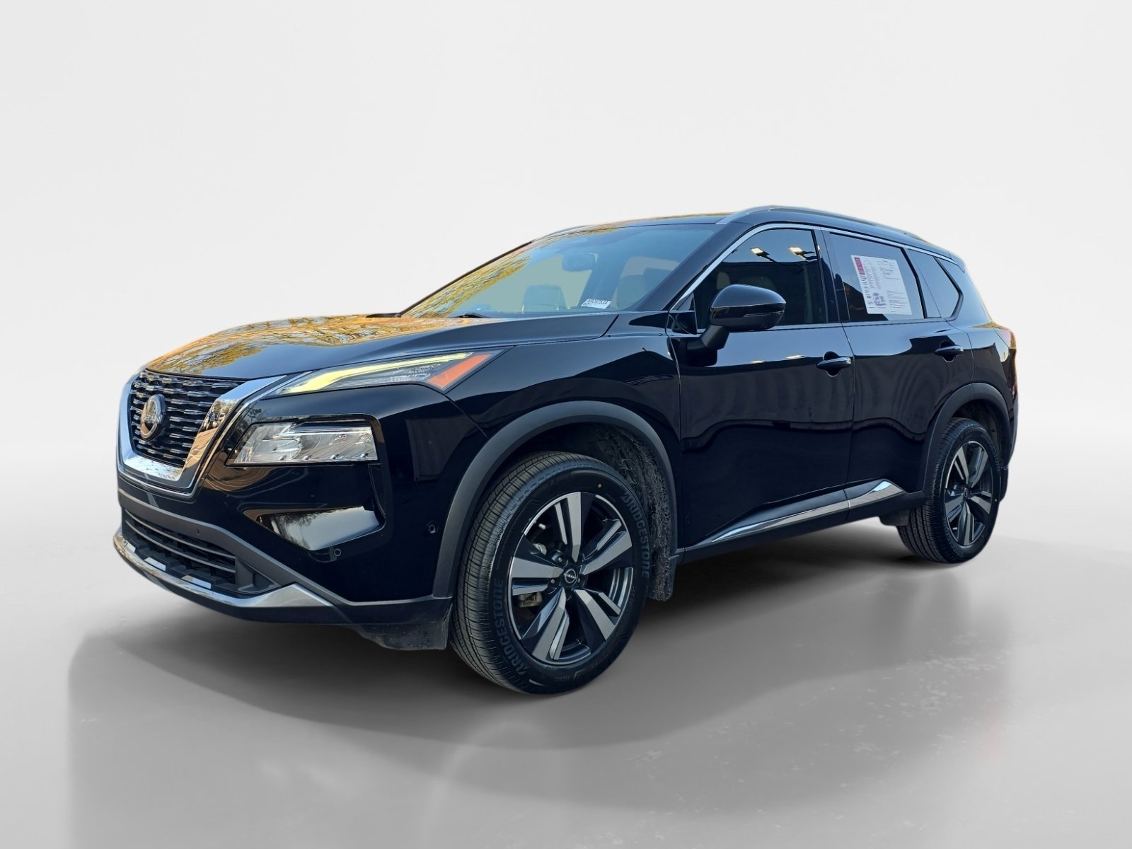Used 2023 Nissan Rogue SL w/ SL Premium Package image 1