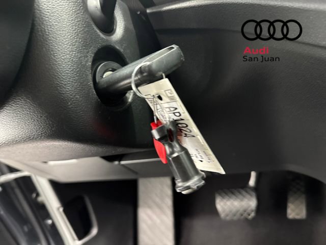 Used 2021 Volkswagen Atlas Cross Sport S image 31